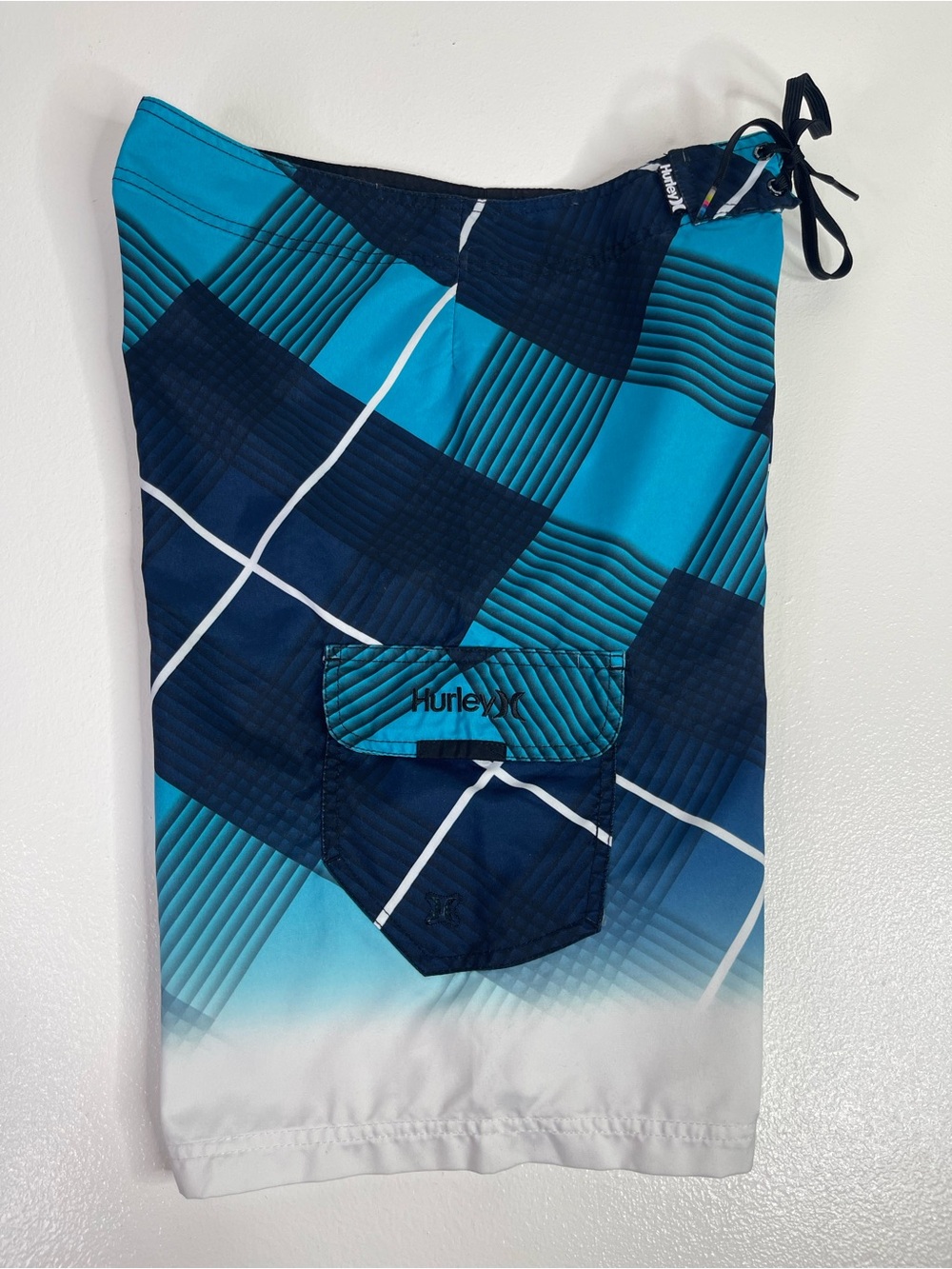Hurley Men's Boardshorts Size 31 Plaid Gradient Dip Dye Swim Trunks Teal Blue